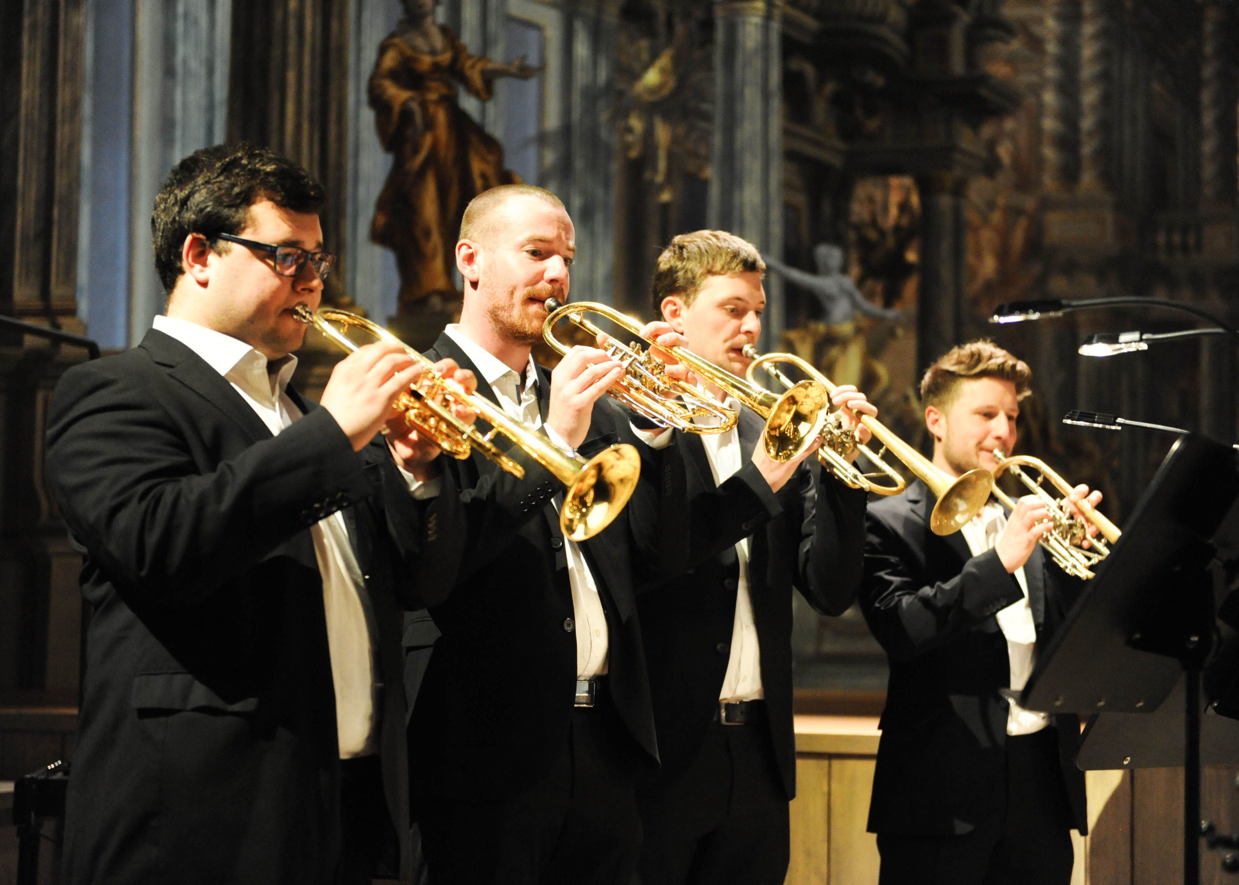 Blechbläser der „Internationalen Jungen Orchesterakademie“.
